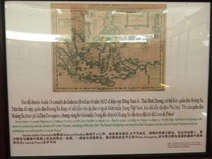 Exhibition held on Vietnam’s ownership of Hoang Sa and Truong Sa - ảnh 1